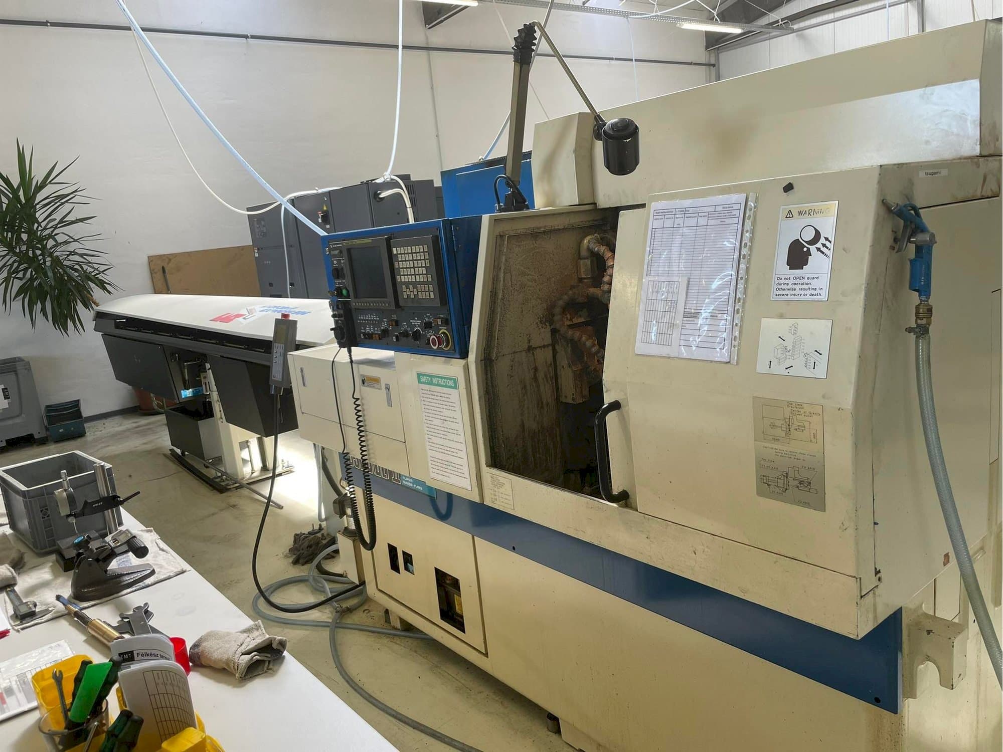 Вид станка с TSUGAMI BS20-II правой строны