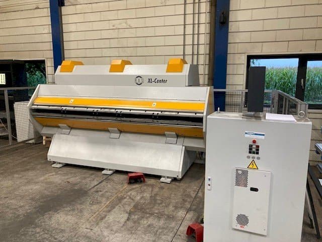 Вид станка RAS XL-Center  спереди