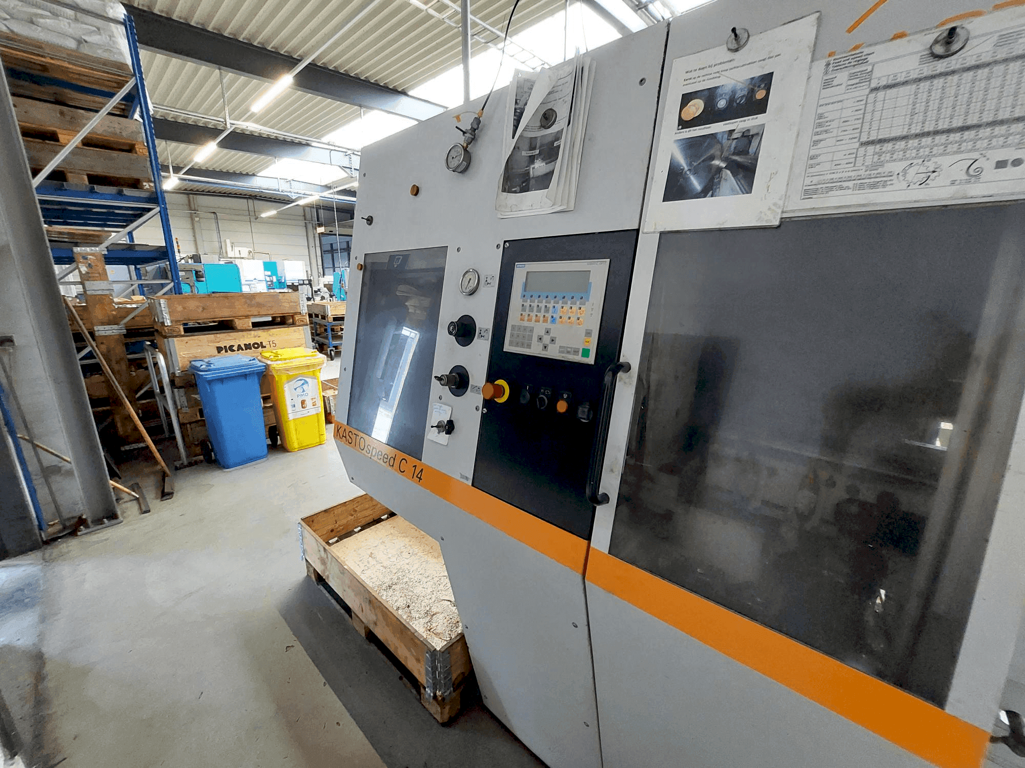 Вид станка KASTO speed C 14  спереди