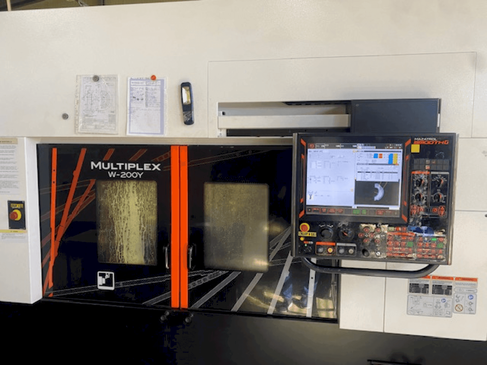 Вид станка Mazak multiplex 200 y спереди