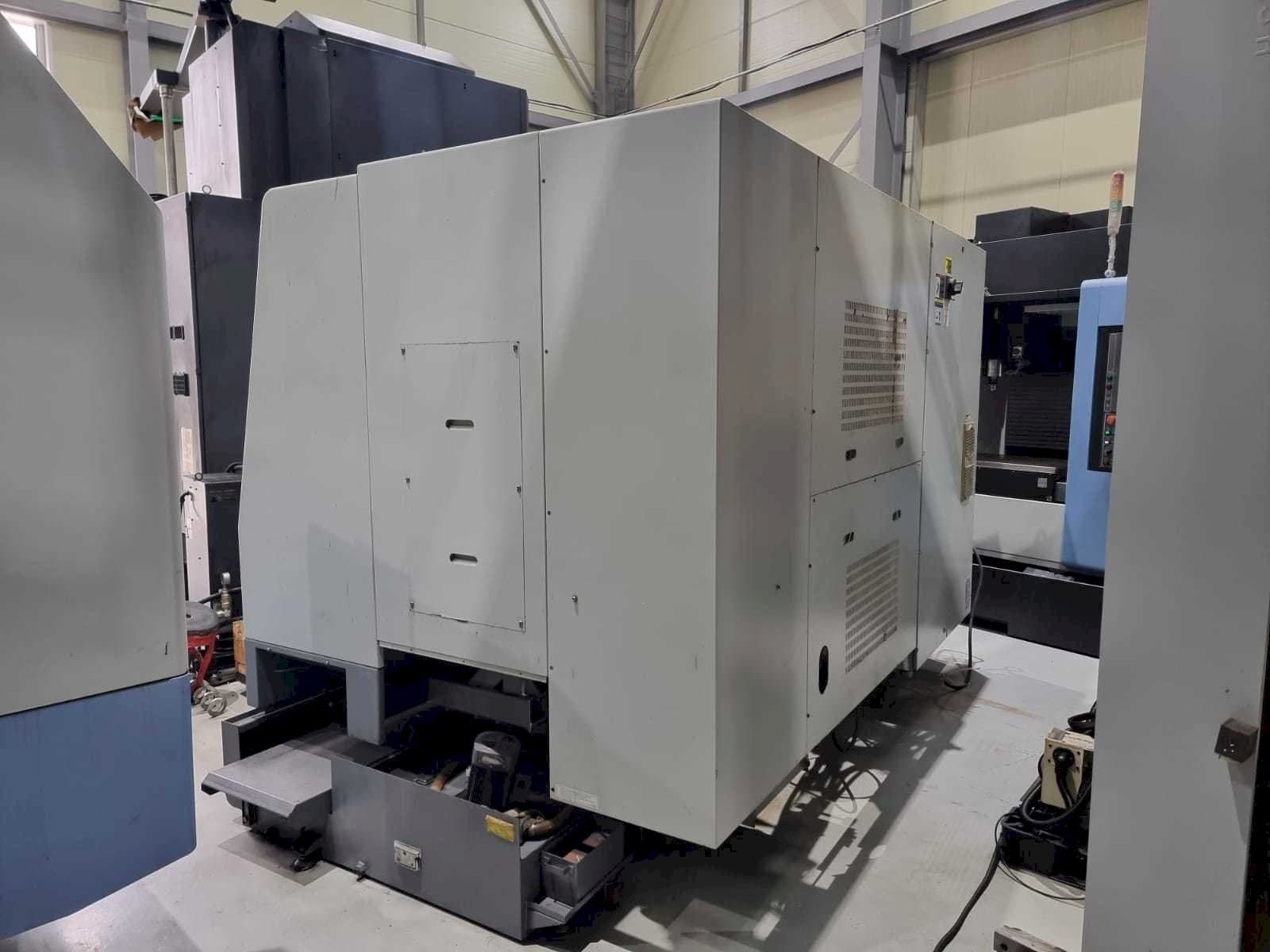 Вид станка Hyundai Kia SKT250Y спереди