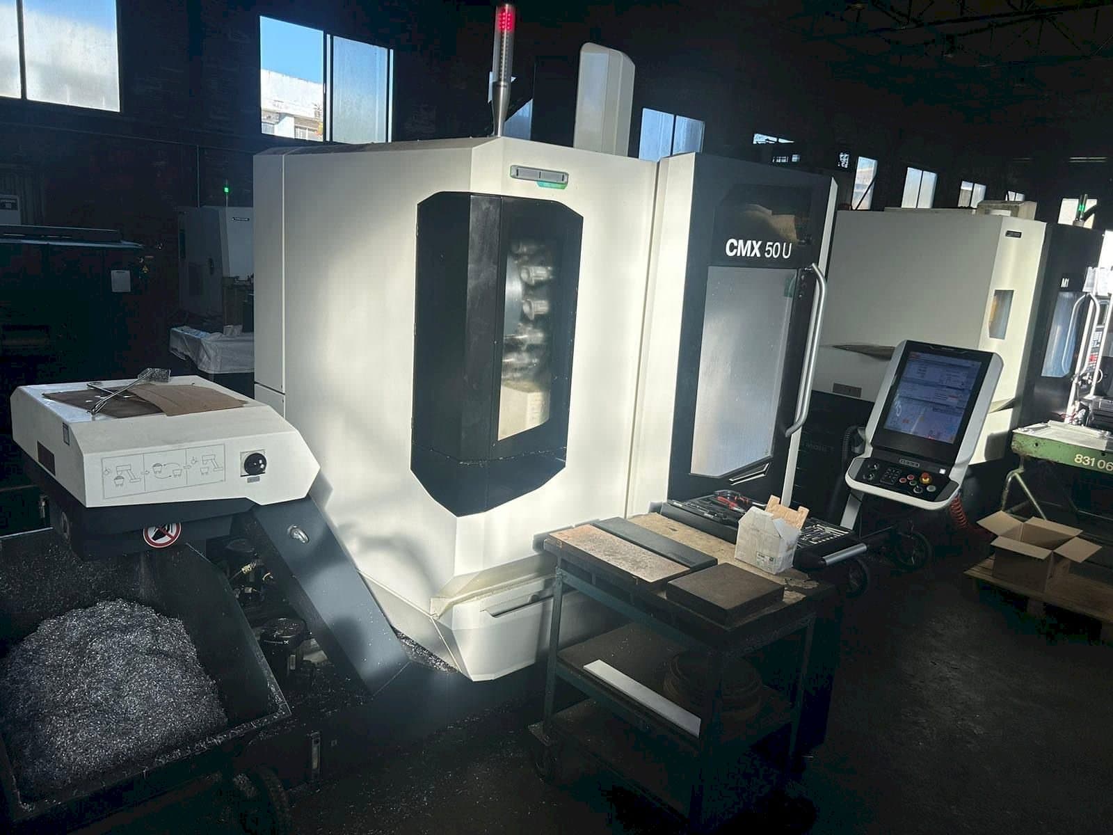 Вид станка DMG MORI CMX 50 U спереди