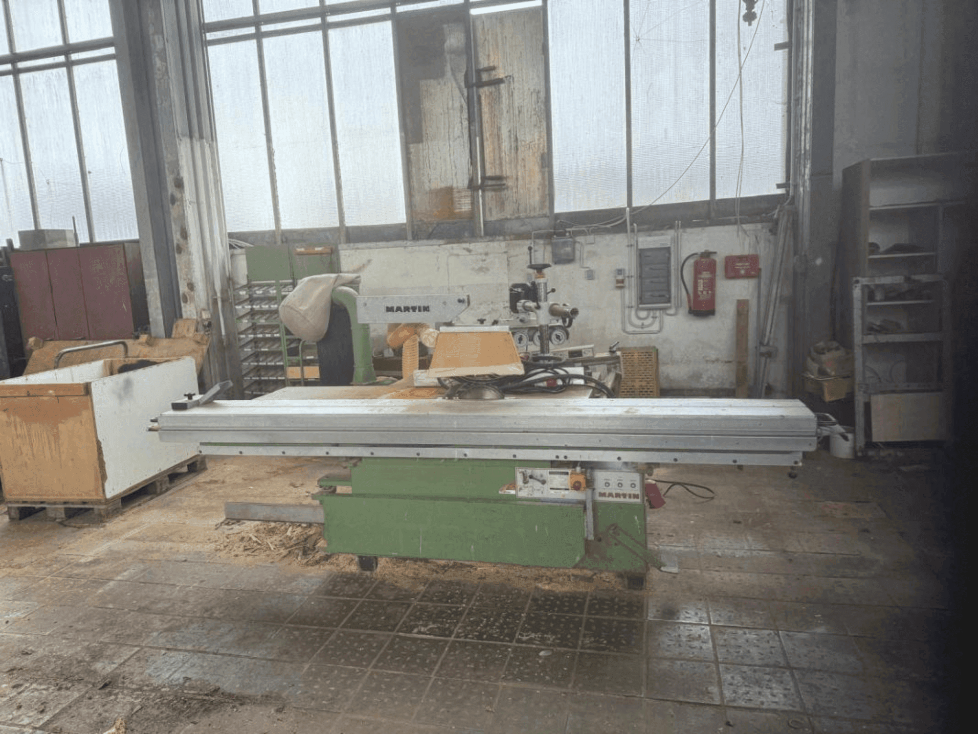Вид станка Martin T72  спереди