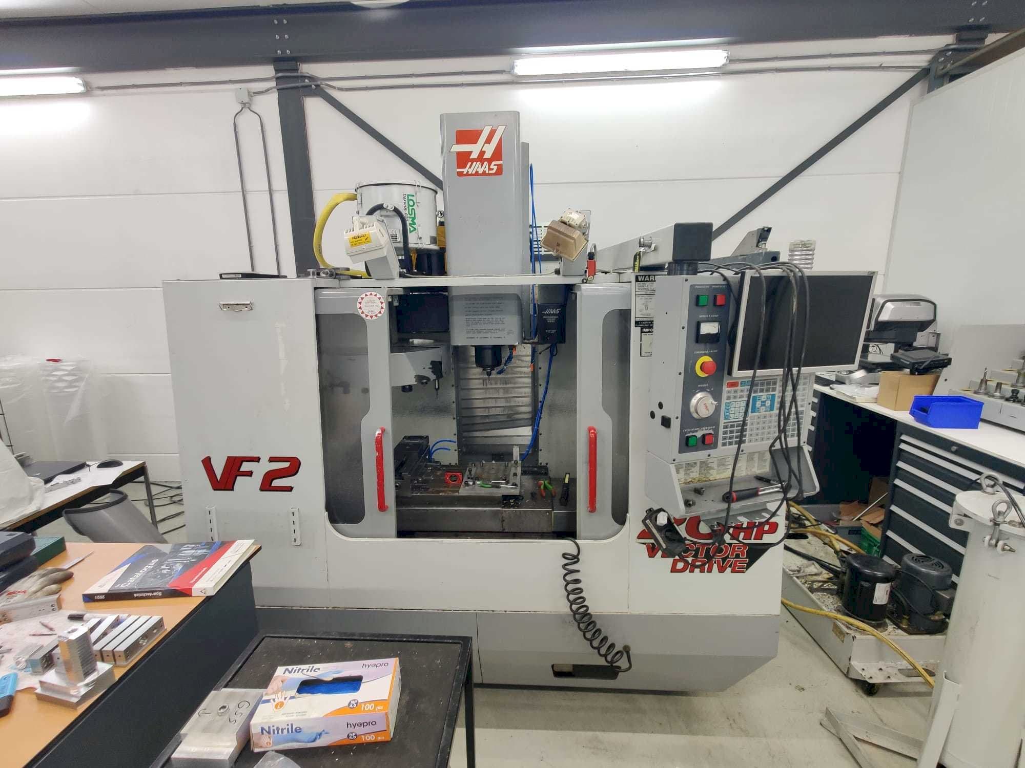 Вид станка HAAS VF2HE спереди