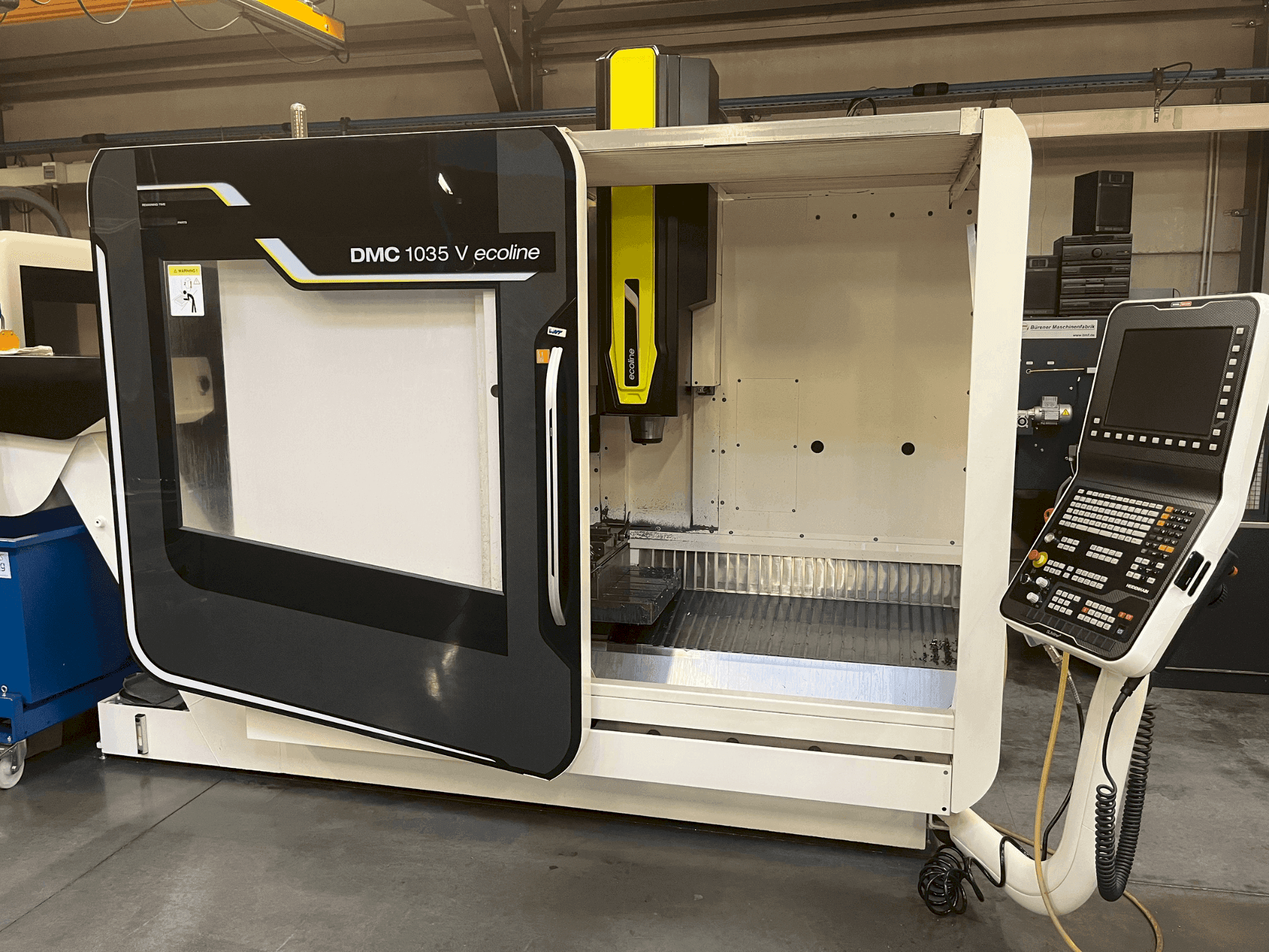 Вид станка DMG Gildemeister DMC 1035 V ecoline  спереди