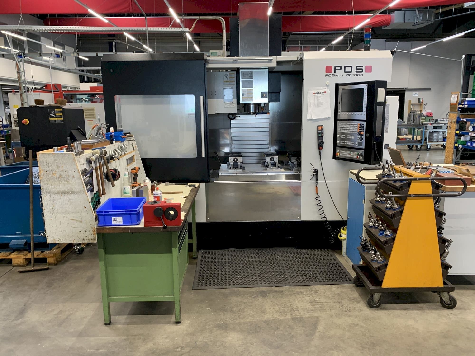 Вид станка POSmill CE 1000 спереди
