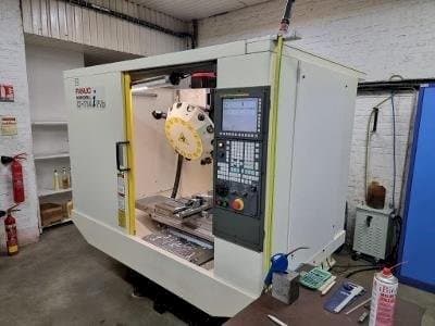 Вид станка с FANUC ROBODRILL α-T14iFib правой строны