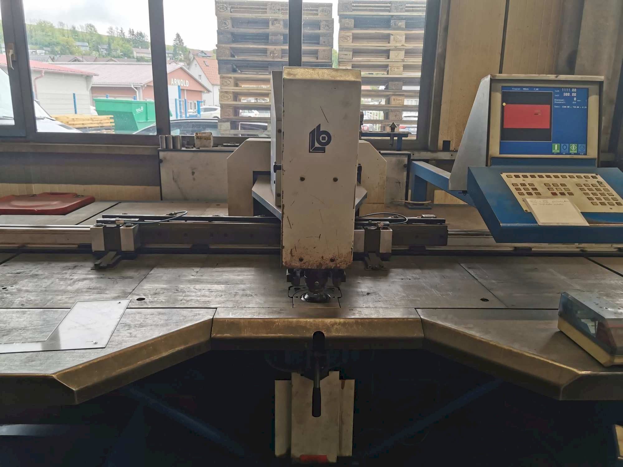 Вид станка BOSCHERT PL 150 CNC Z спереди