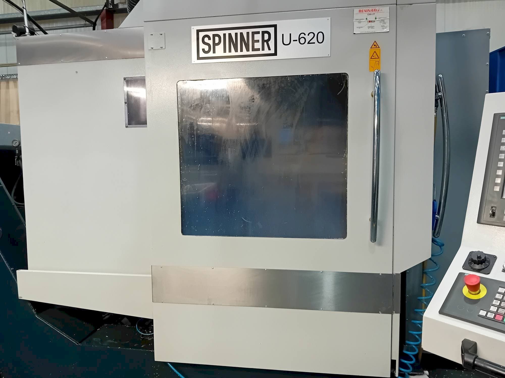 Вид станка SPINNER U5-620 спереди