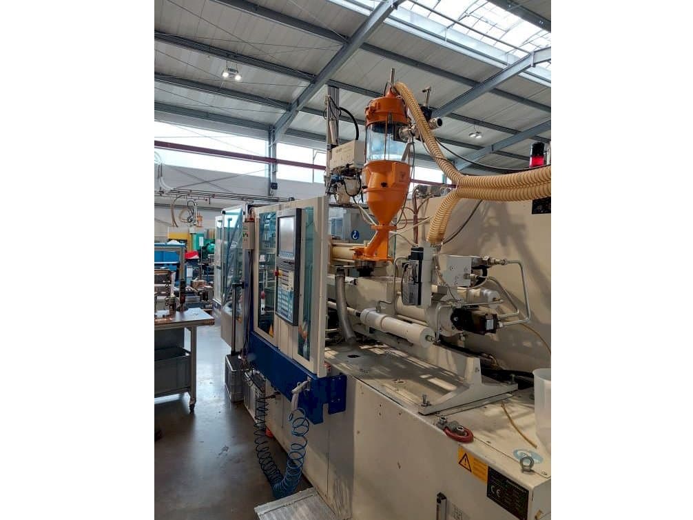 Вид станка Krauss Maffei 80-180 CX  спереди