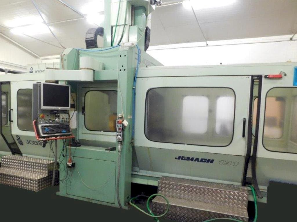 Вид станка JOBS Jomach 131 спереди