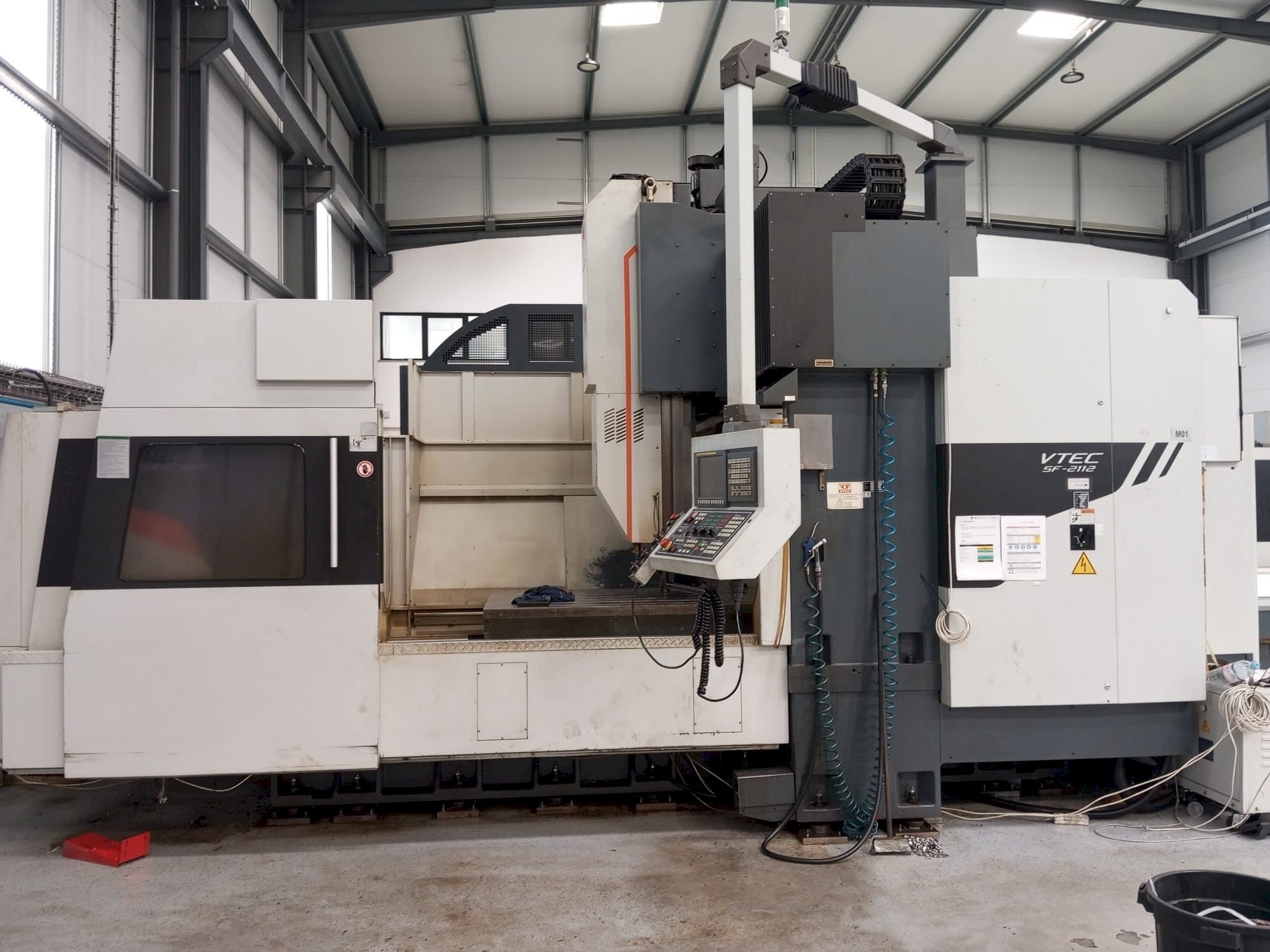 Вид станка Vision Wide VTEC SF-2112 спереди