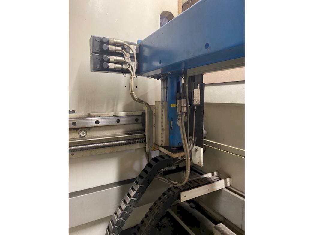 Вид станка EHT VarioPress 225-30 спереди