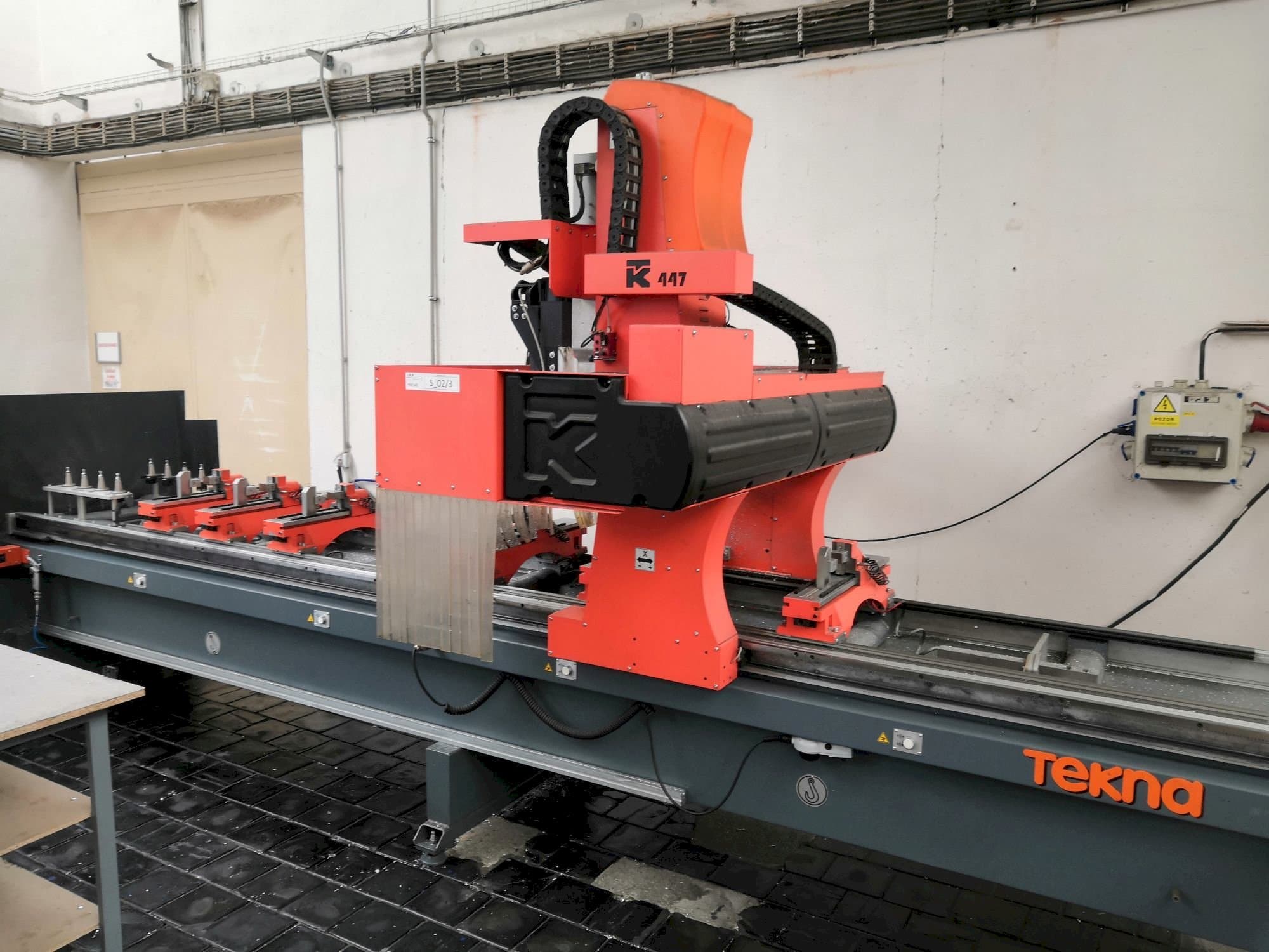Вид станка Tekna TK447/4 спереди