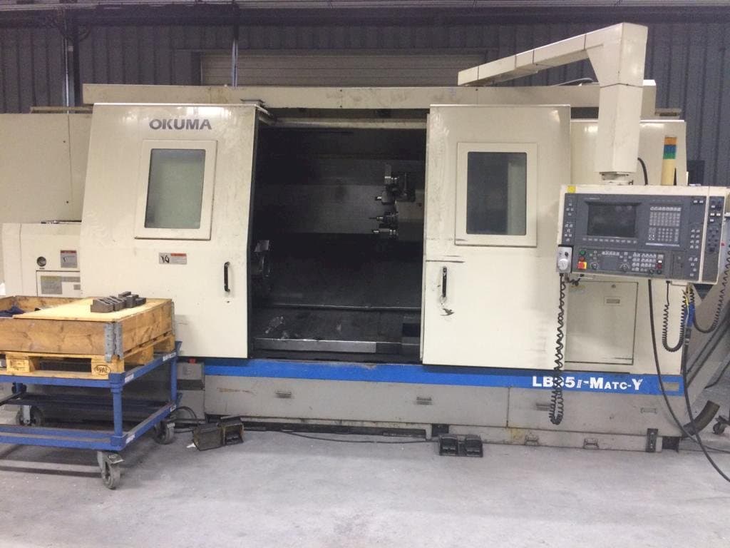 Вид станка Okuma LB35 II спереди