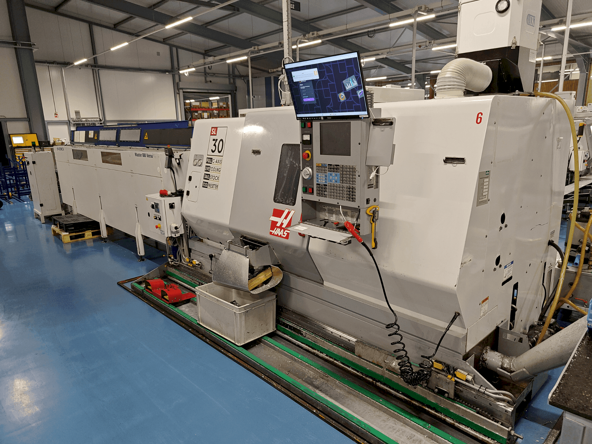 Вид станка HAAS SL-30TCE (2004) спереди