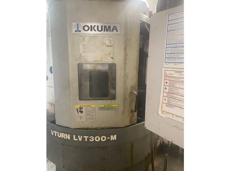 Вид станка Okuma LVT300M спереди