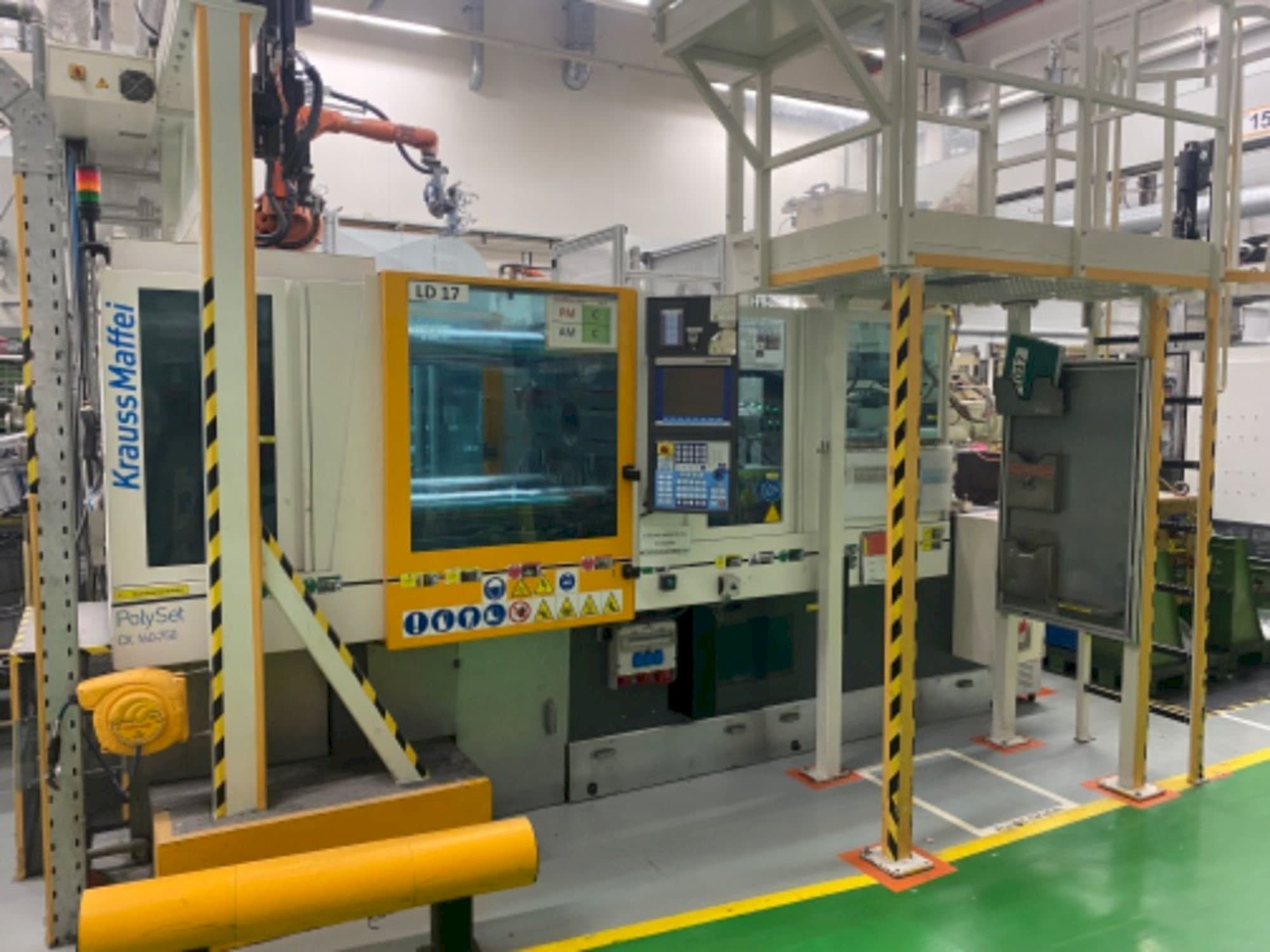 Вид станка Krauss Maffei 160/750 CX POL спереди