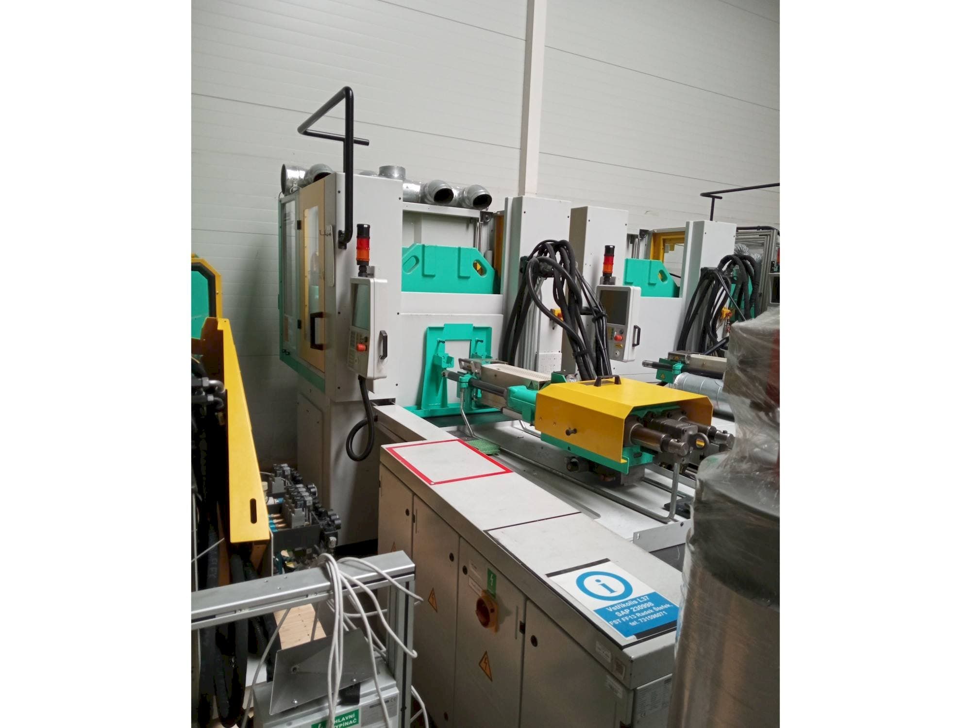 Вид станка Arburg Allrounder 1200T-800-150  спереди