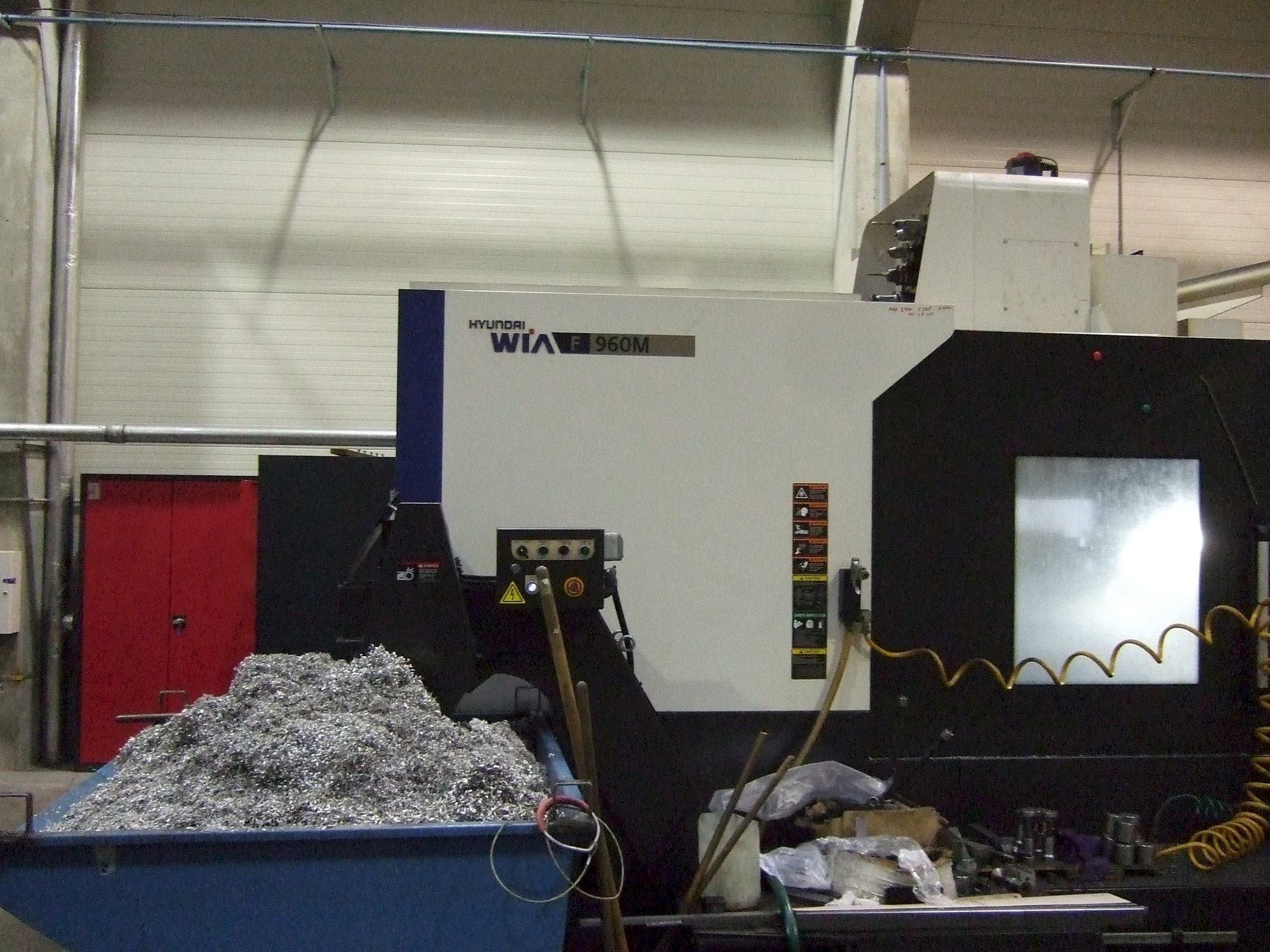 Вид станка Hyundai F960M спереди