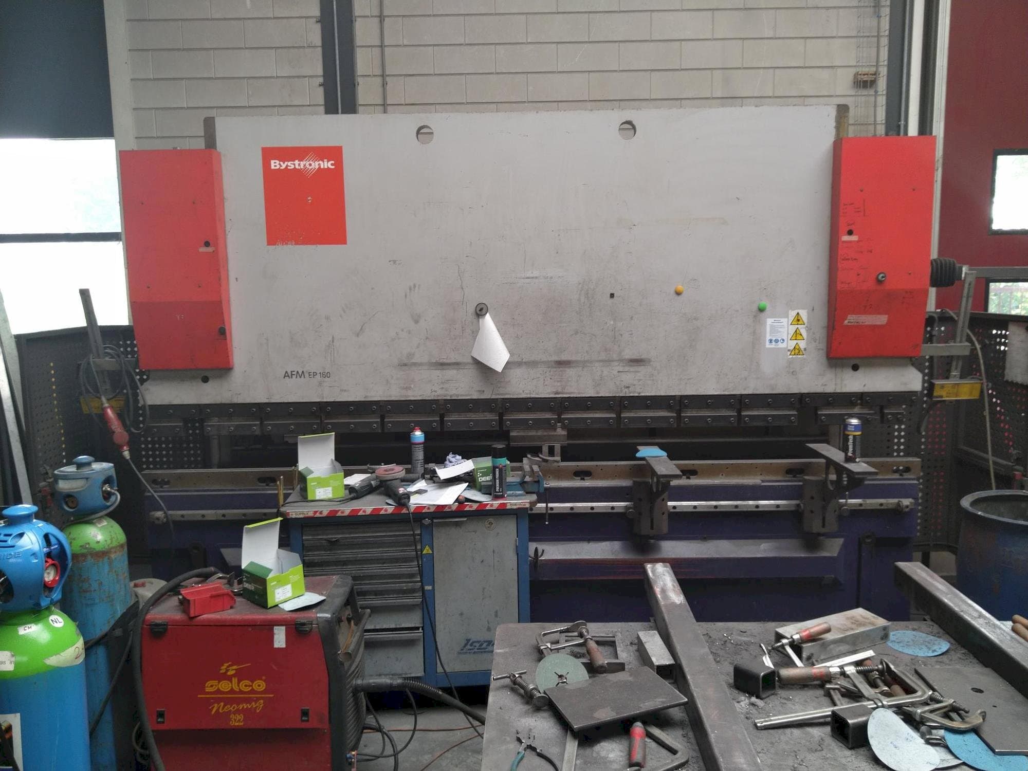 Вид станка Bystronic EP40-160 спереди