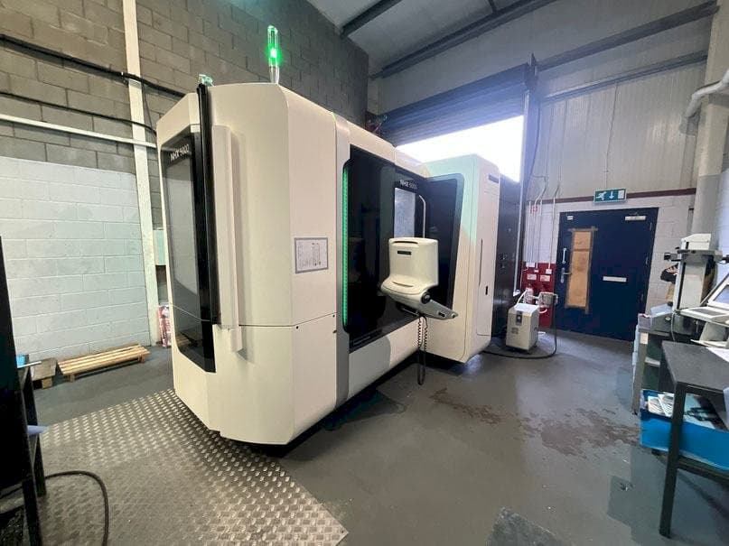Вид станка DMG MORI NHX 5000 спереди
