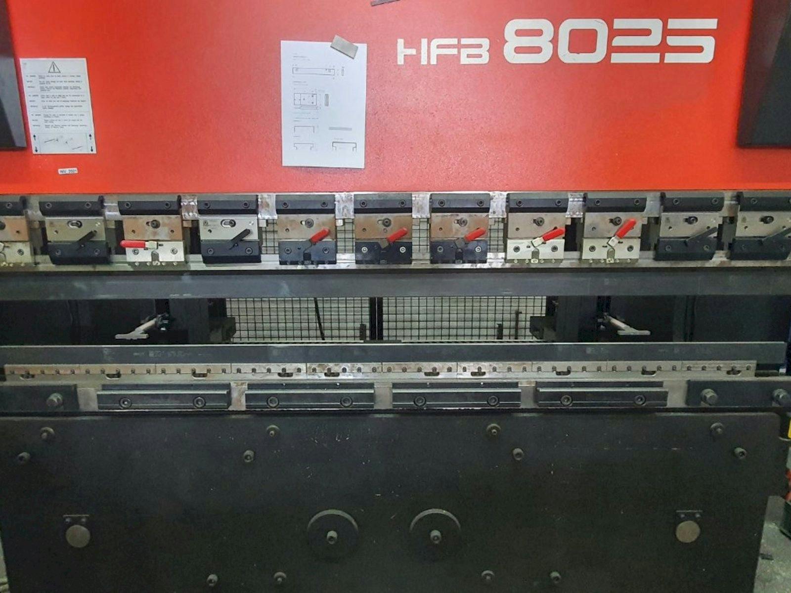Вид станка AMADA HFBO 80-25  спереди
