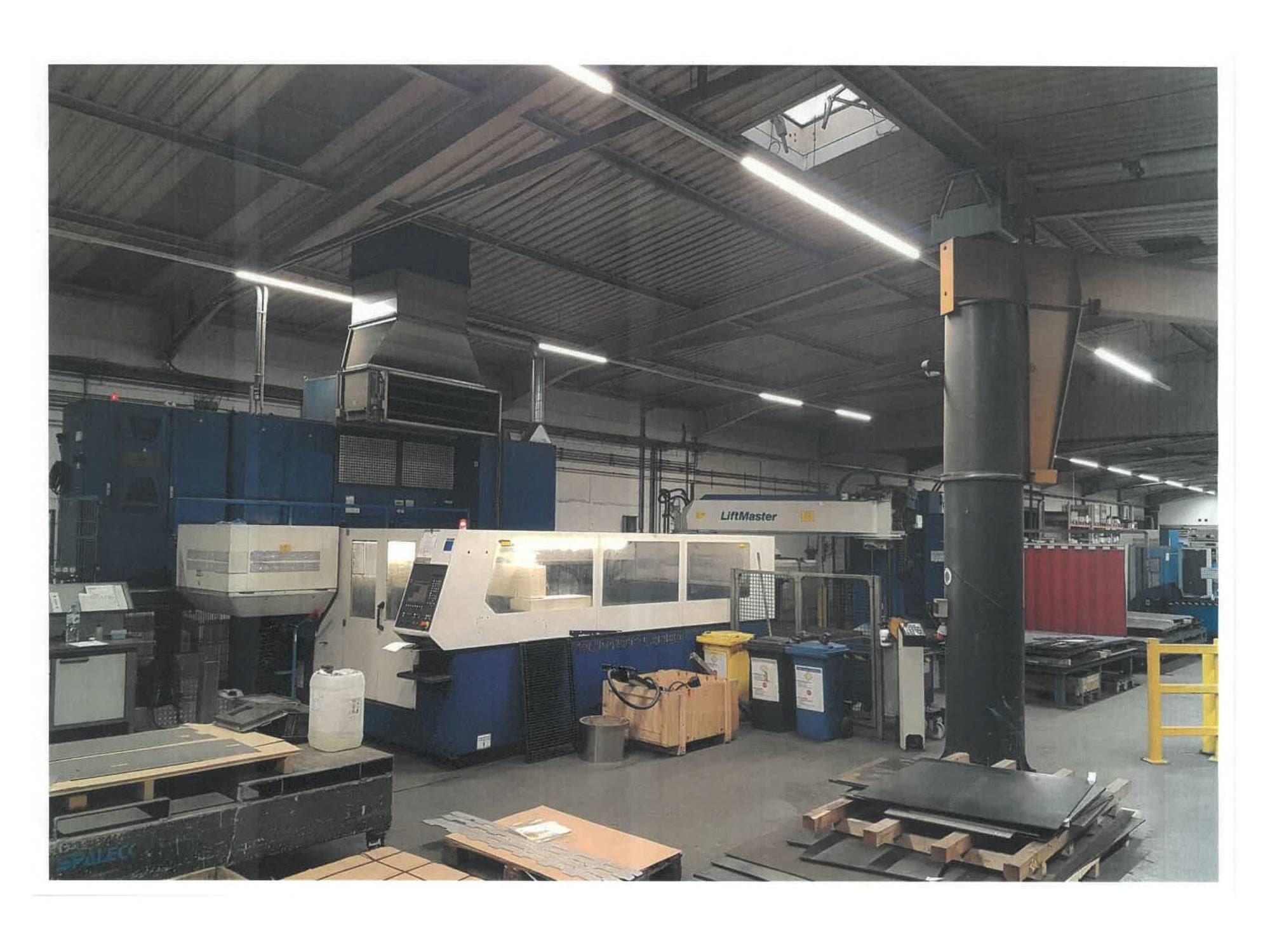 Вид станка TRUMPF Laser 30/30 спереди
