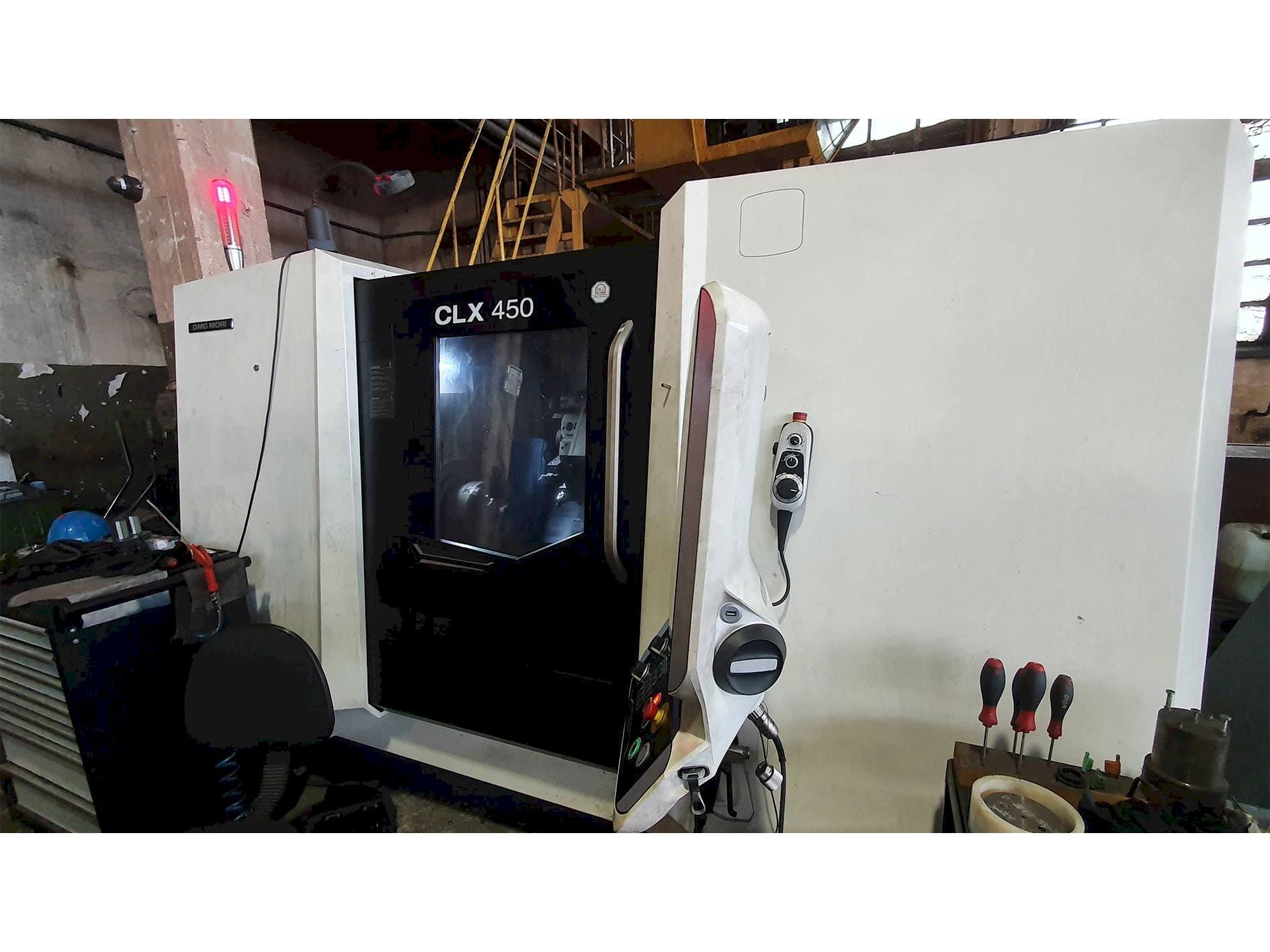 Вид станка DMG MORI CLX450 спереди