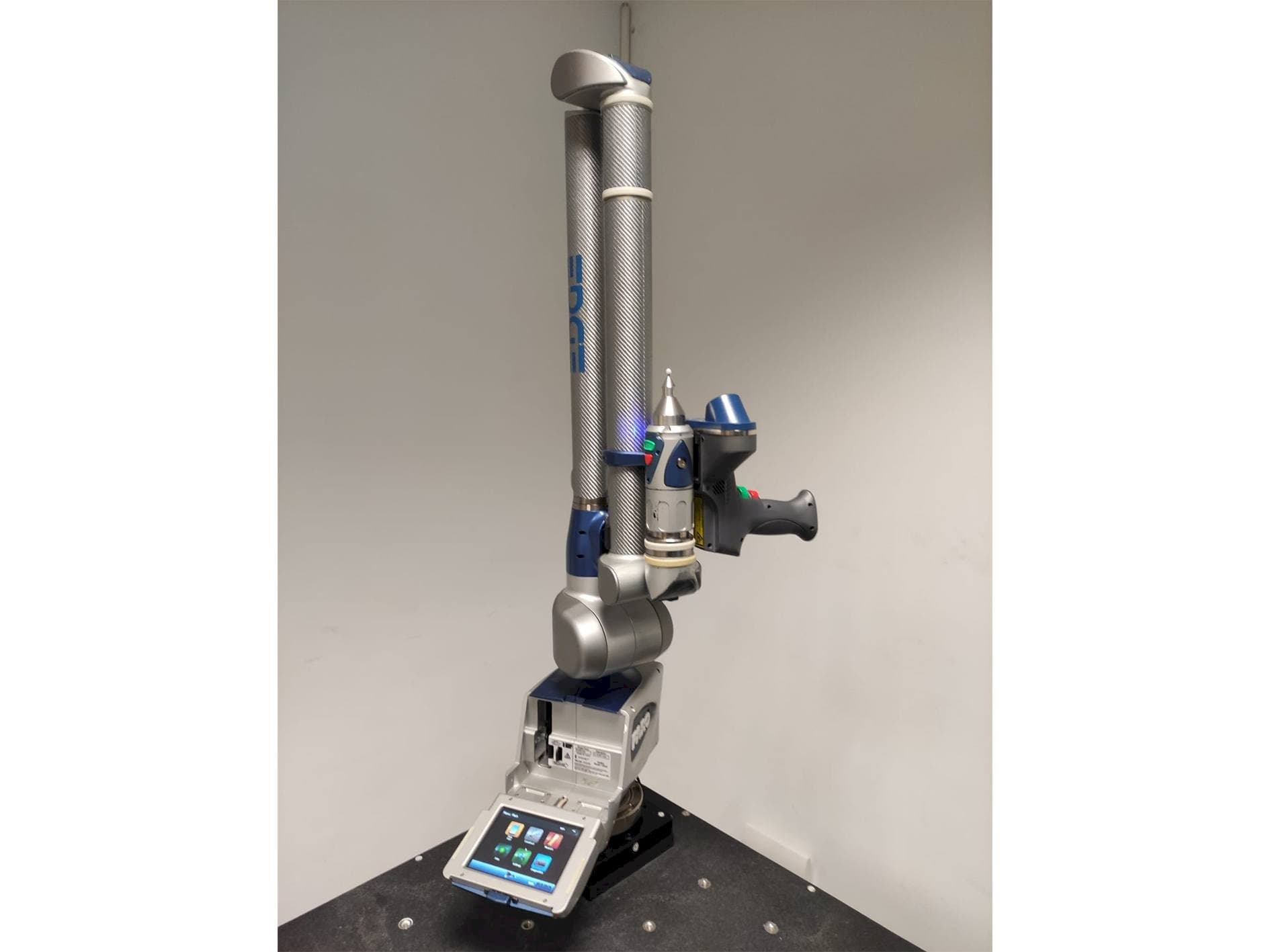 Вид станка Faro Edge ScanArm 2.7 спереди
