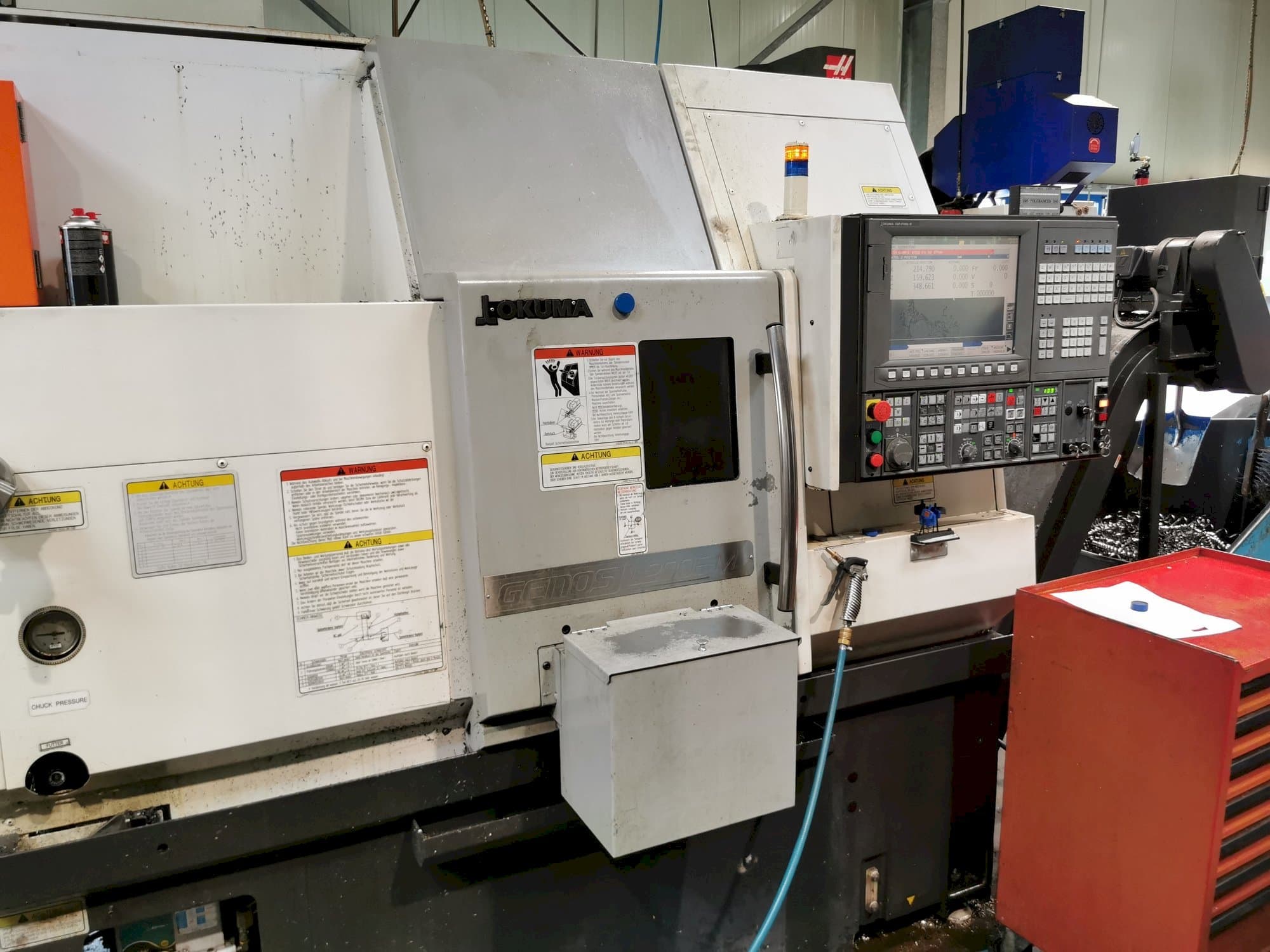 Вид станка Okuma GENOS L200E-MY  спереди