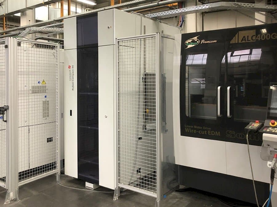 Вид станка Sodick ALC400G спереди