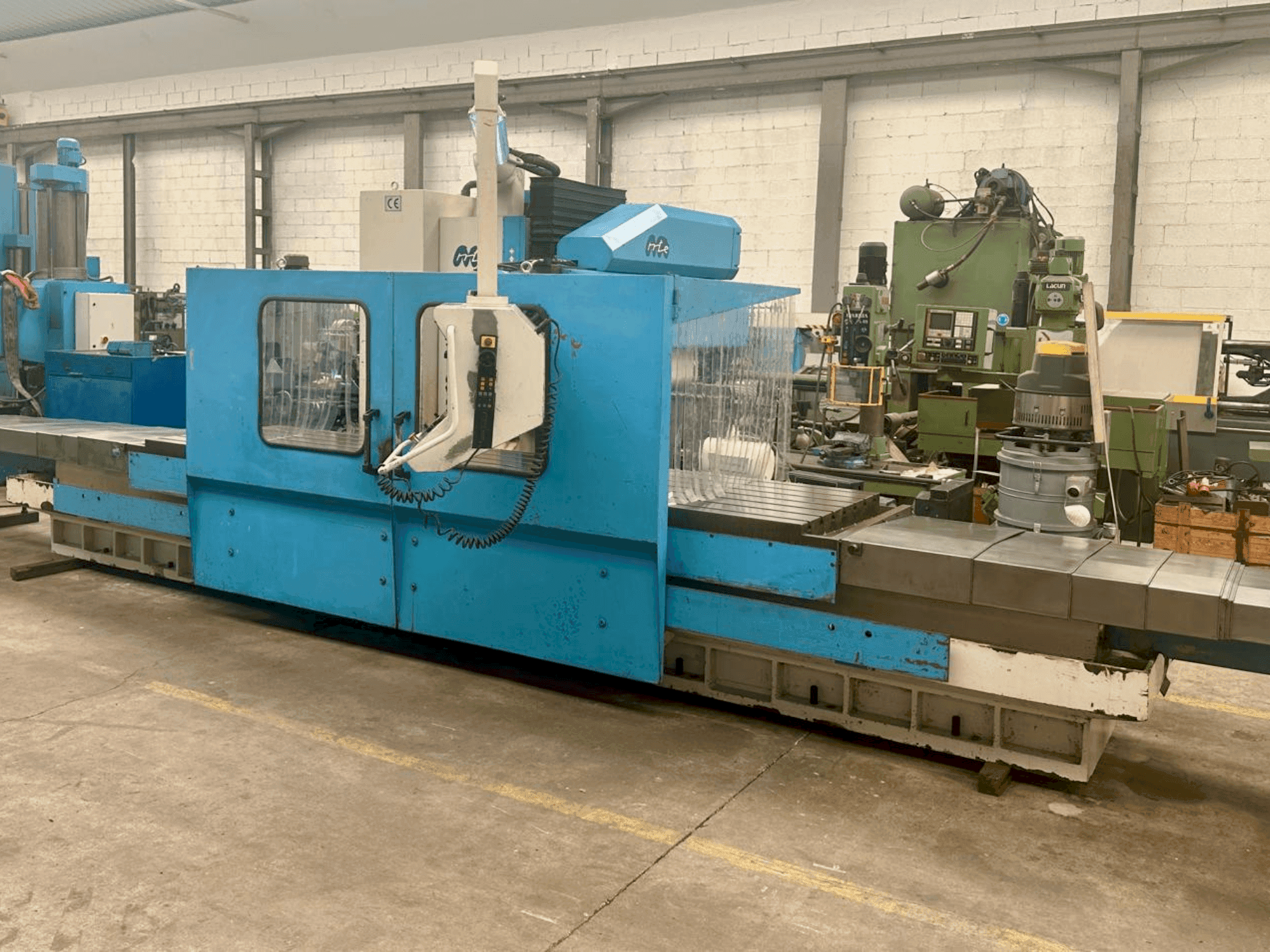 Вид станка MTE BF 4200  спереди