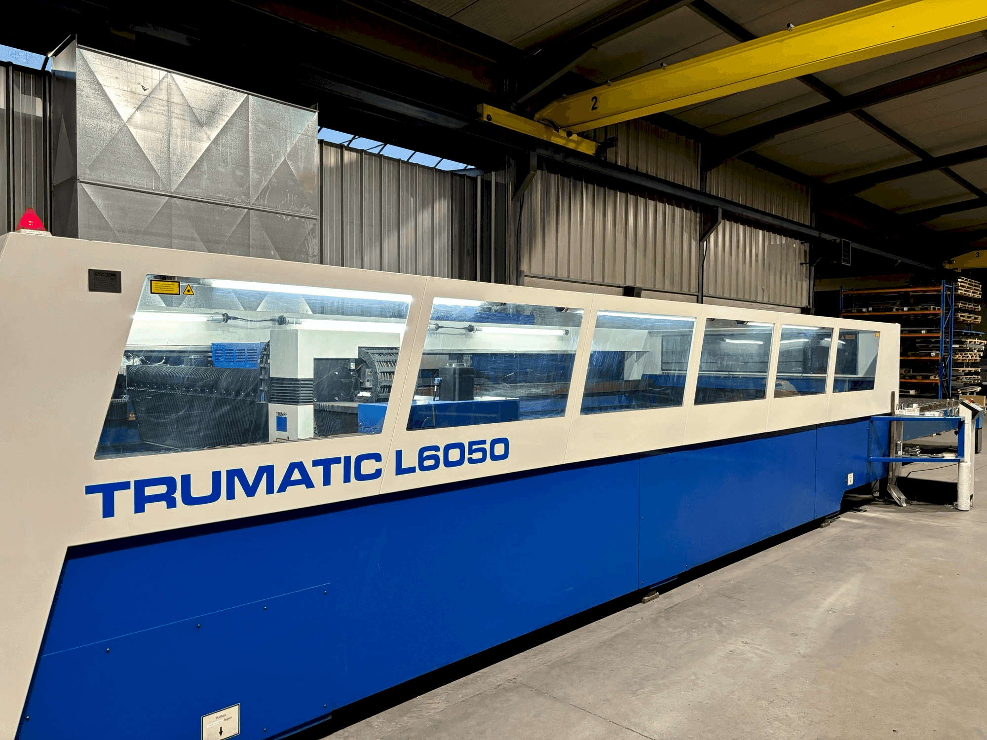 Вид станка TRUMPF Trumatic L6050  спереди
