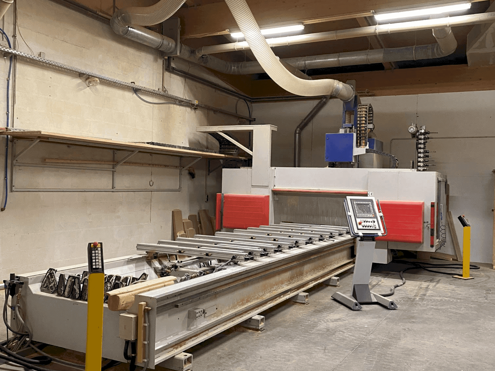 Вид станка MAKA FPM 470  спереди