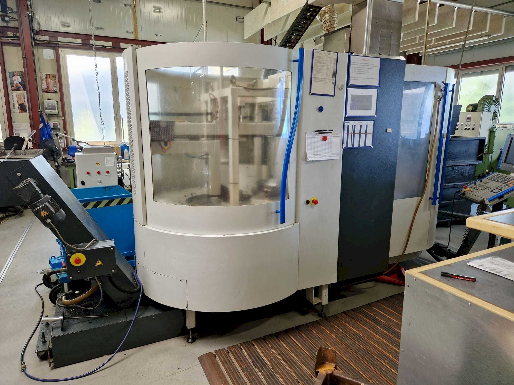 Вид станка MIKRON UCP600 Vario  спереди