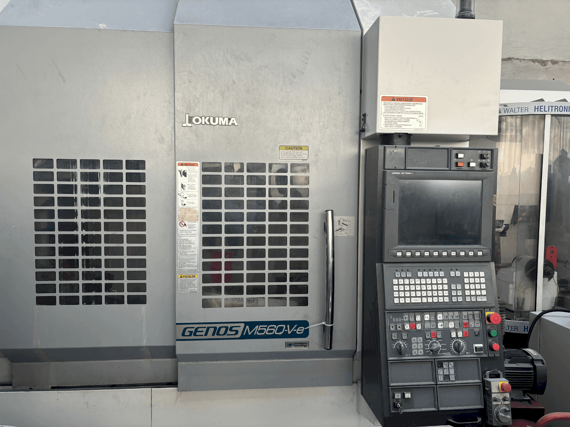 Вид станка Okuma Genos M56-V-e спереди