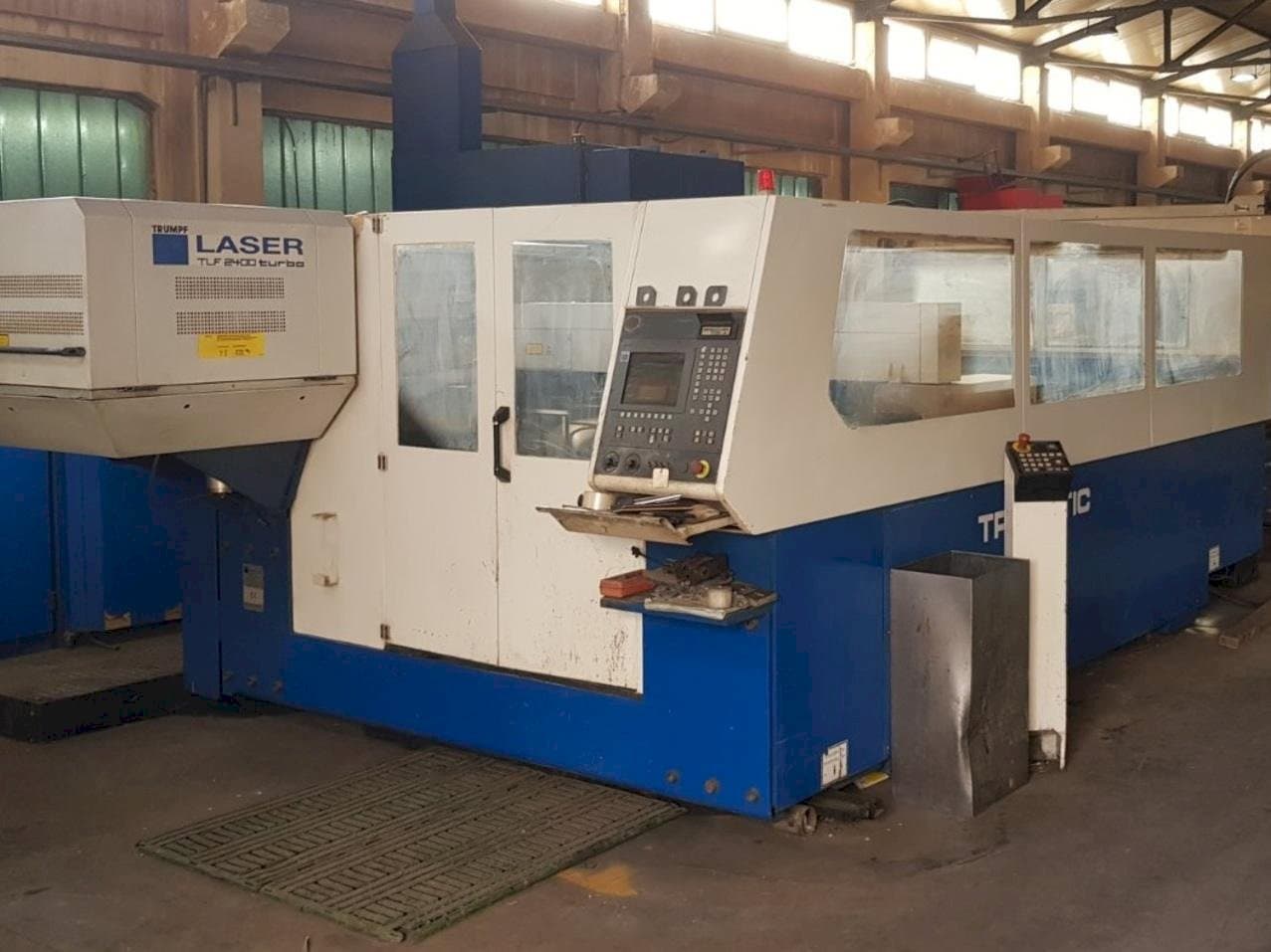Вид станка Trumpf Trumatic L3030 спереди
