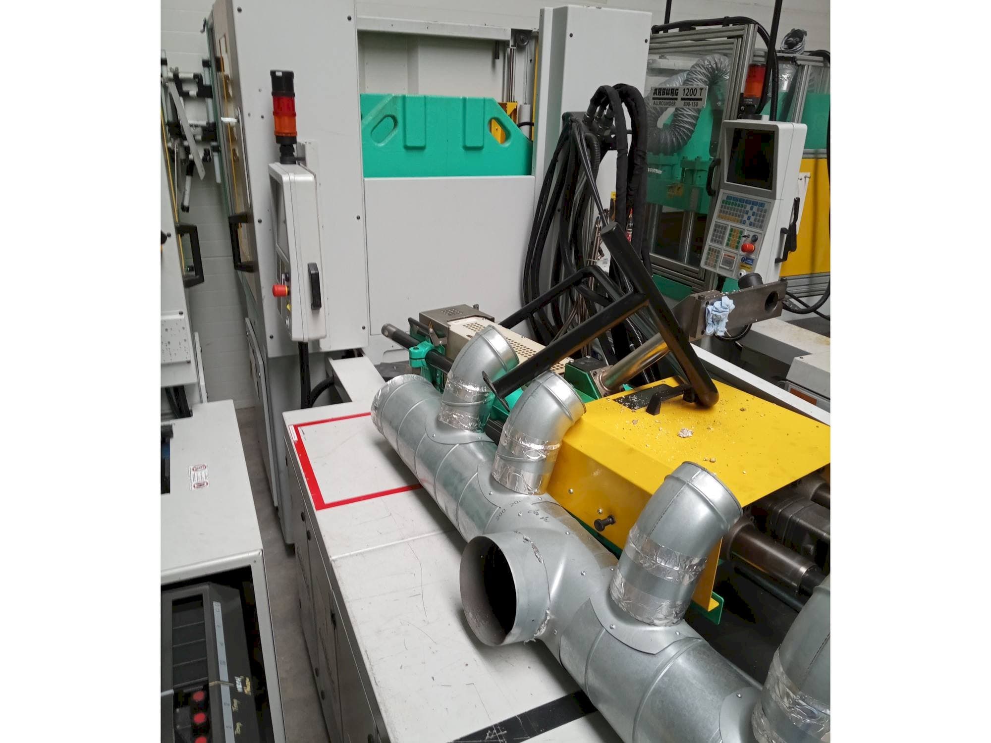 Вид станка Arburg Allrounder 1200T-800-170 спереди