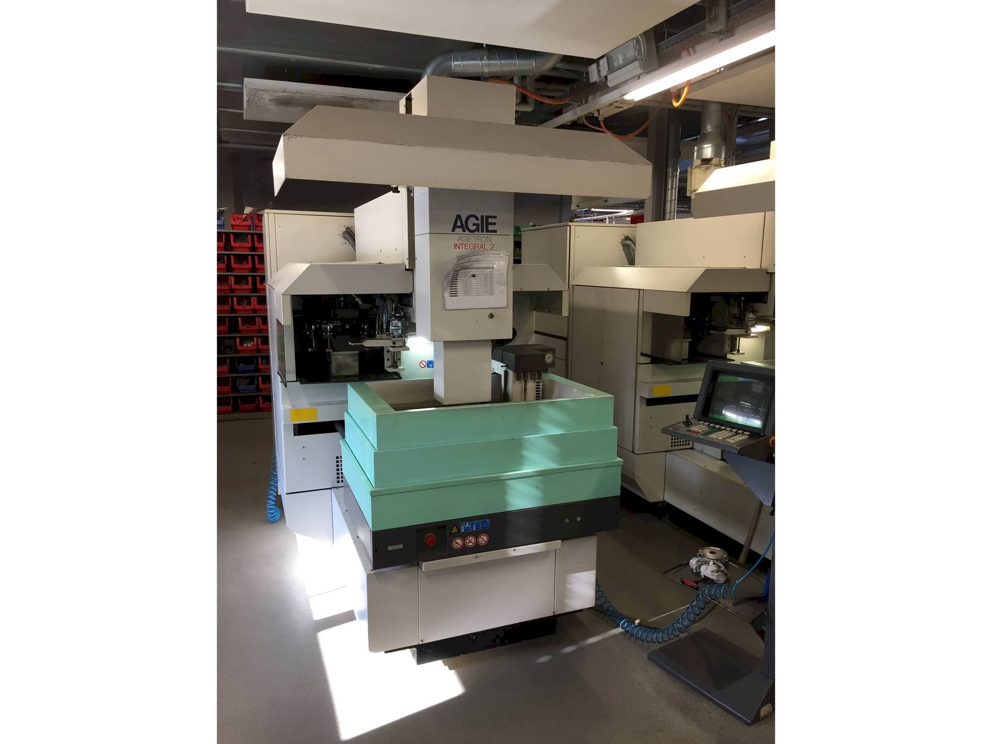 Вид станка AGIE INTEGRAL 2  спереди