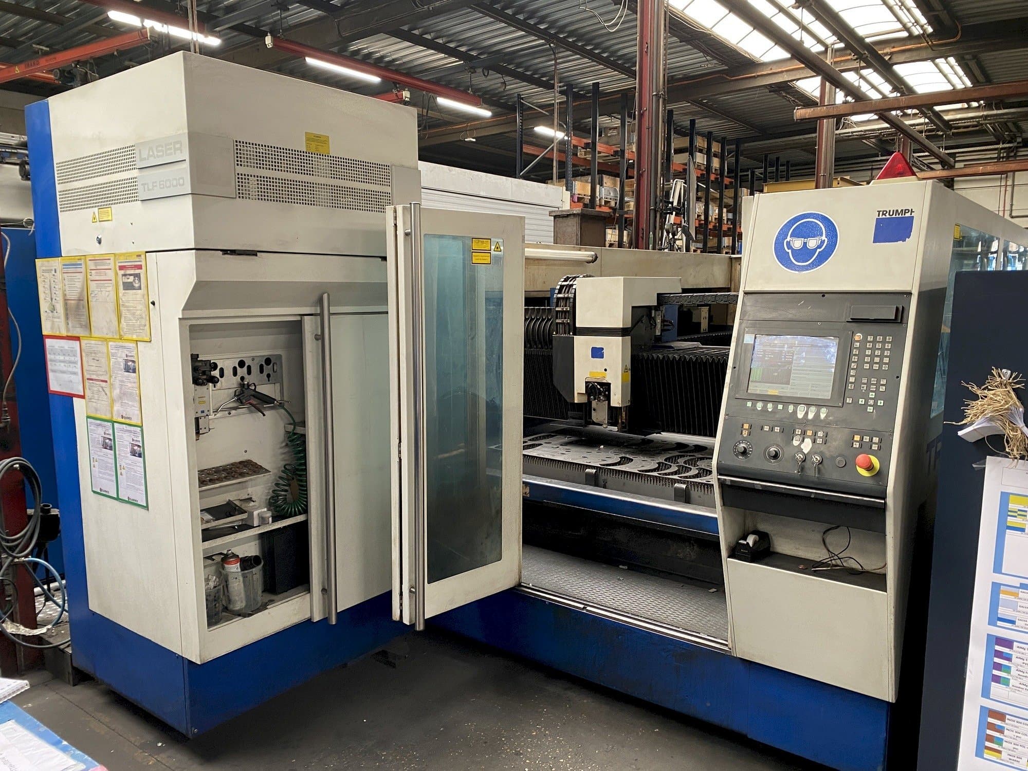 Вид станка Trumpf Trumatic L3050 спереди