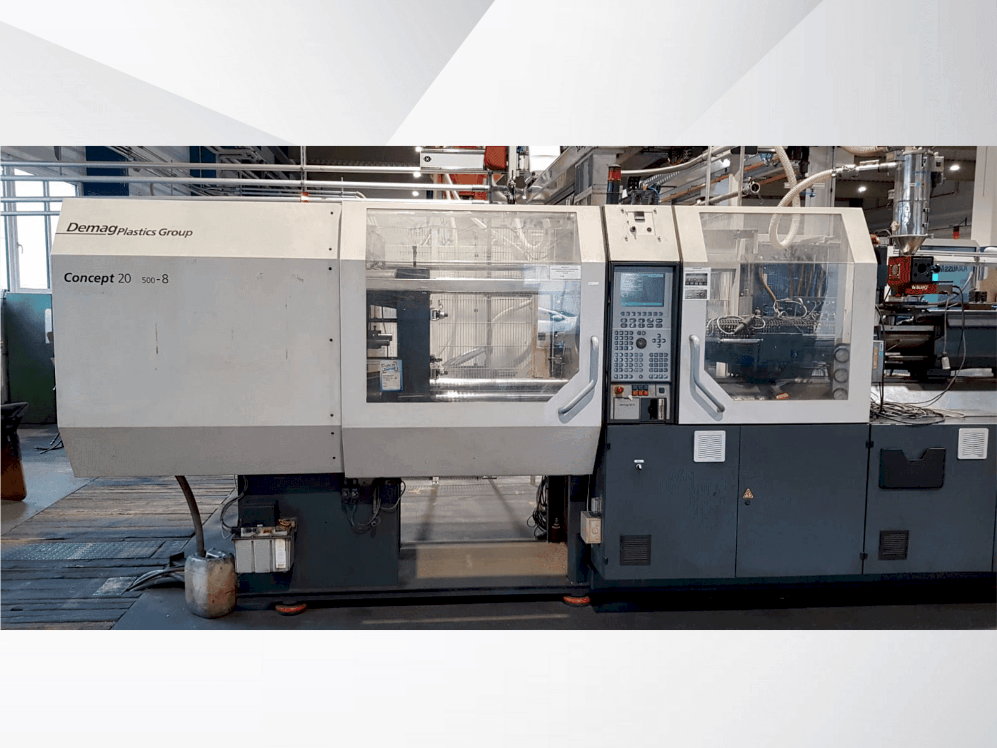 Вид станка DEMAG Concept 200/500-840 + W711 спереди