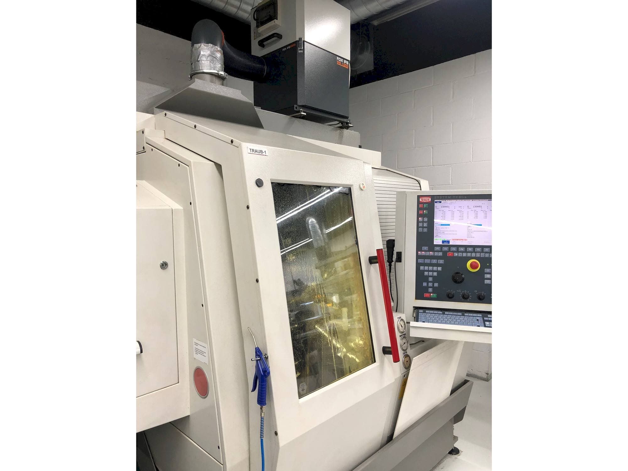 Вид станка TRAUB TNL 18 спереди