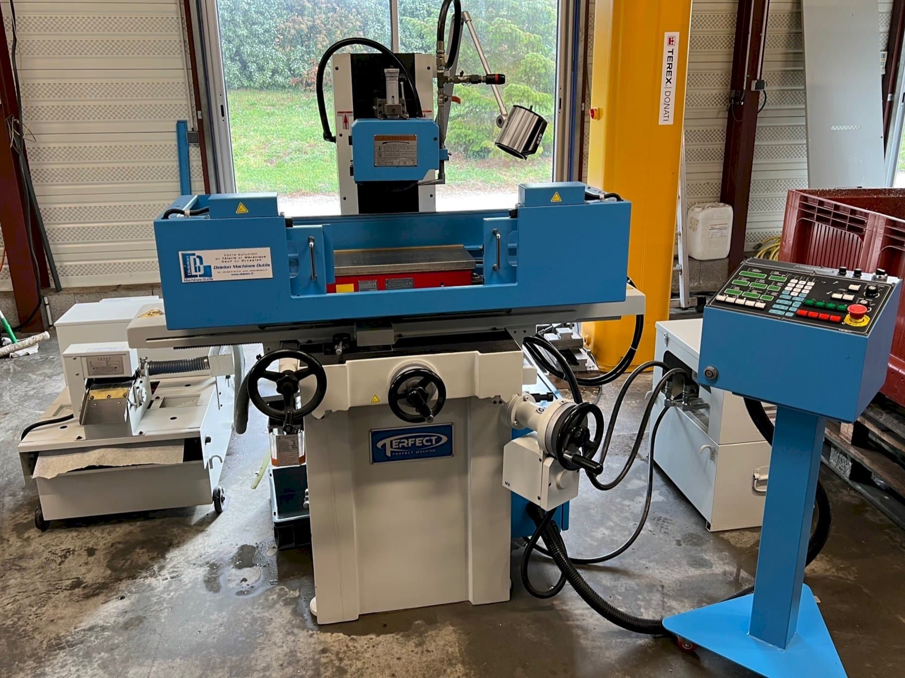 Вид станка PERFECT PFG-2045AH спереди