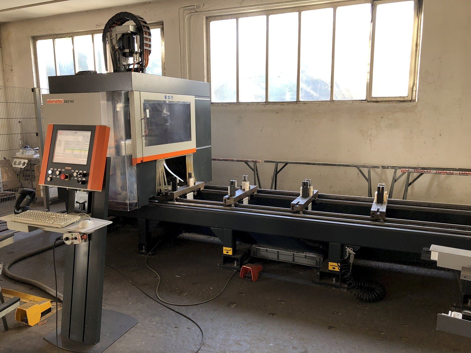 Вид станка Elumatec SBZ 140/60 спереди