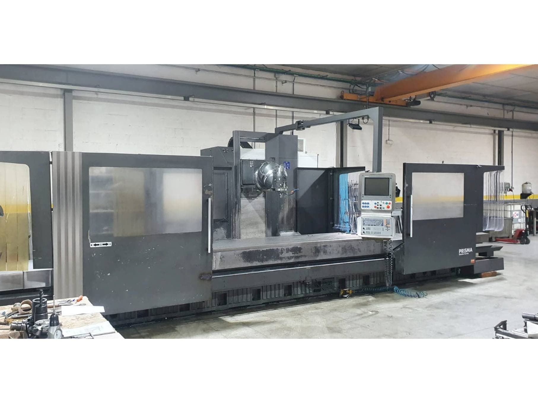 Вид станка Correa Prisma 35 спереди