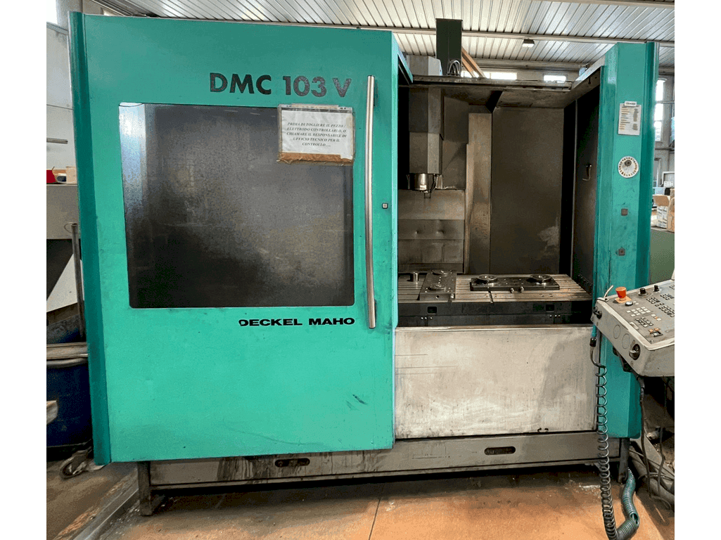 Вид станка DECKEL MAHO DMC 103 спереди