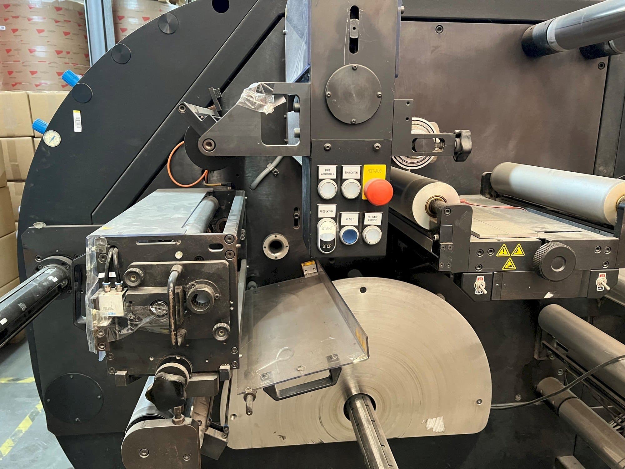 Вид станка FLEXOR 380B спереди