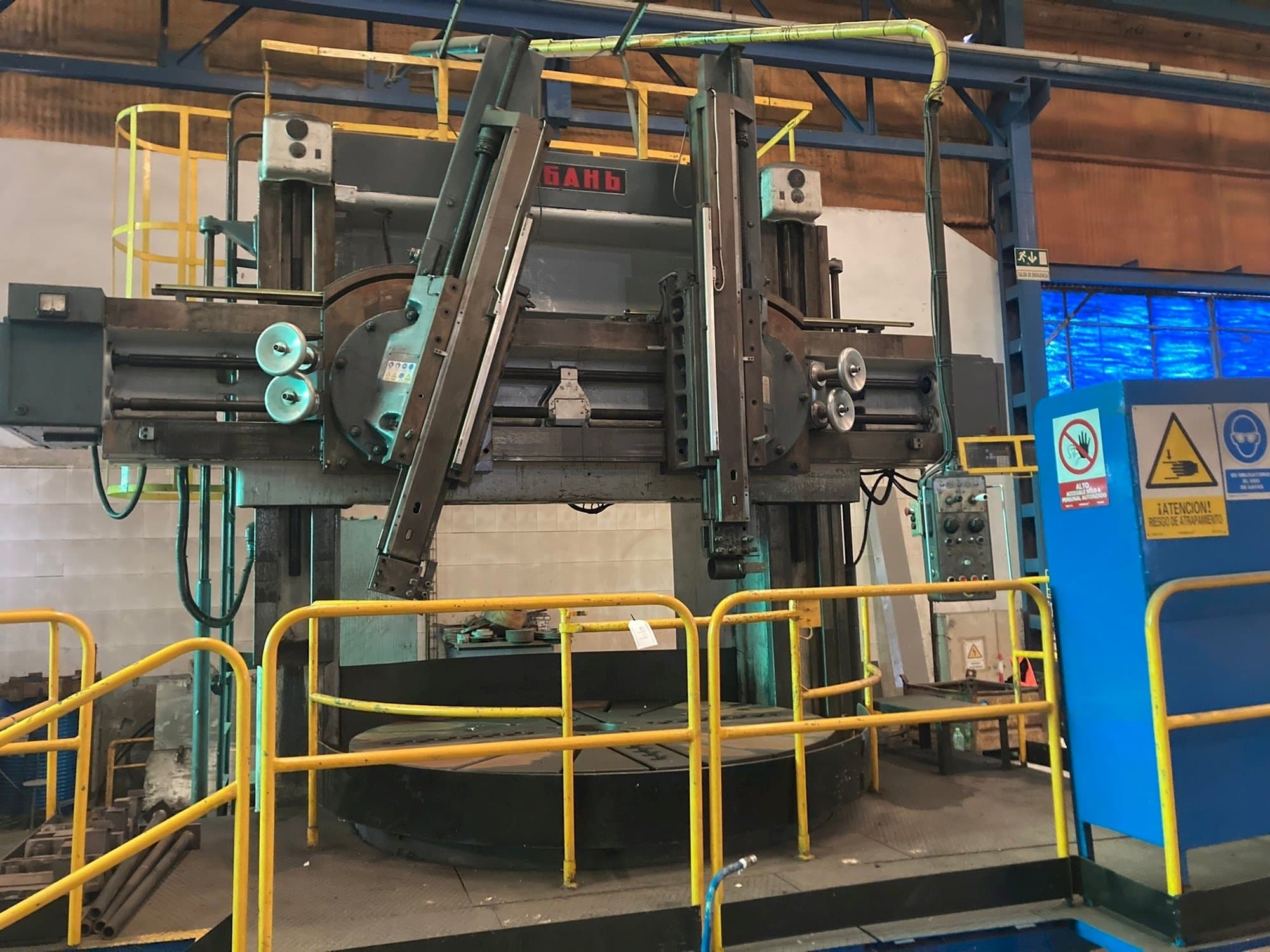 Вид станка STANKO спереди