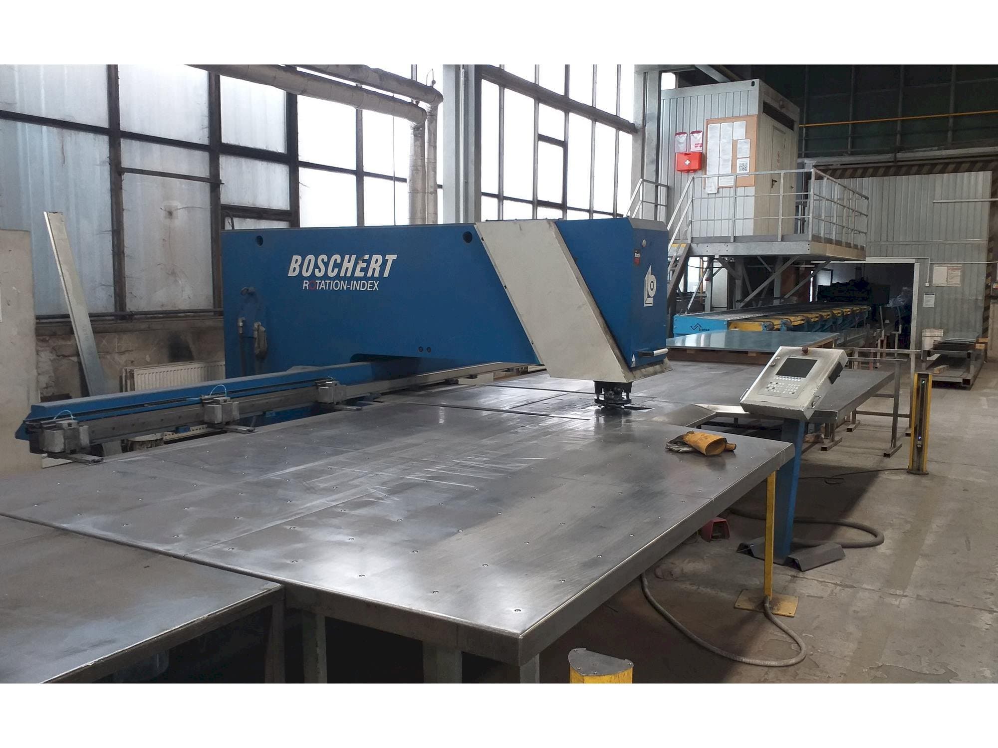 Вид станка Boschert Ecco Line Compact CNC32060 спереди